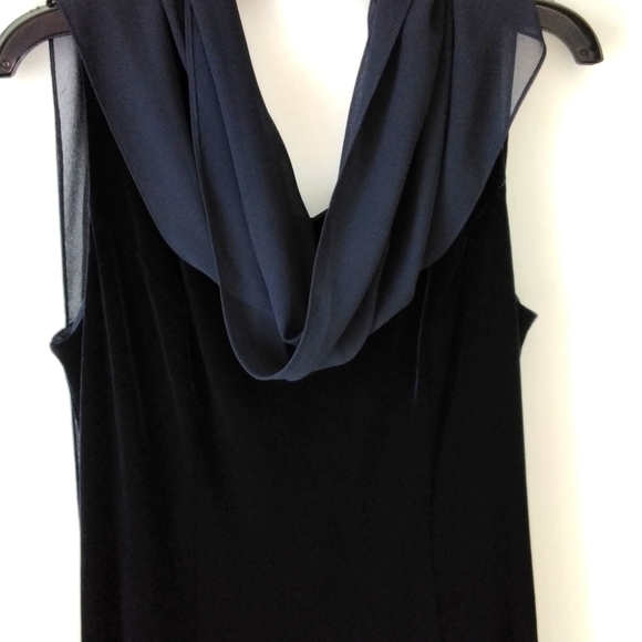 Ladies navy blue evening gown, size 14 - Picture 3 of 14